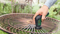 Bosch Akku-Reinigungsbürste UniversalBrush, Li-Ion, IPX5, inkl. 5 Aufsätzen, Micro-USB-Ladekabel