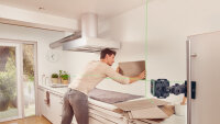 Bosch Kreuzlinien-Laser Quigo Green, grüne Laser-Technologie, ±0,6 mm/m, 12 m Reichweite, inkl. Zubehör (Batterien, Universal-Klemme)