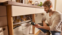 Bosch Inspektionskamera UniversalInspect – LED, Digitalzoom, flexibles Kabel, Speicher, Zubehörset, Akku 4x AA