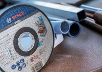 Bosch PRO Multi Material X-Lock Trennscheibe 125 mm, Siliziumcarbid/Aluminiumoxid, dünner Schnitt, vielseitig